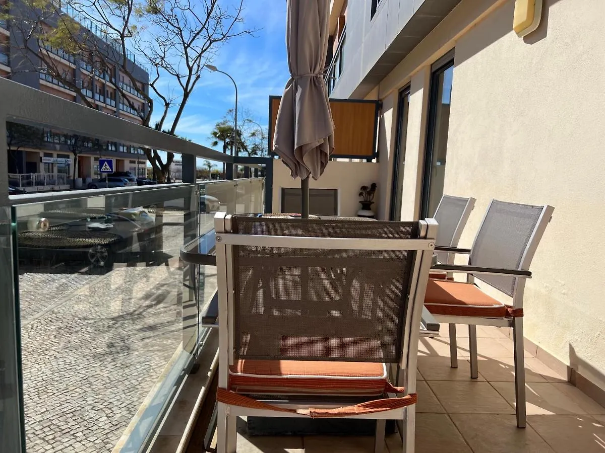 Luxurious 2 Bedroom Marina Village Apartment Olhao