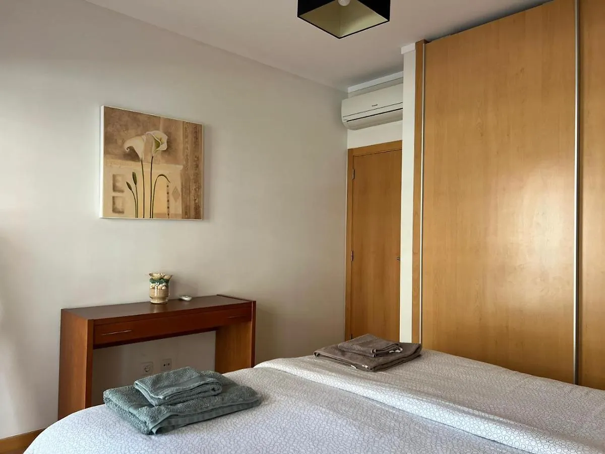 Luxurious 2 Bedroom Marina Village Apartment Olhao Portugal