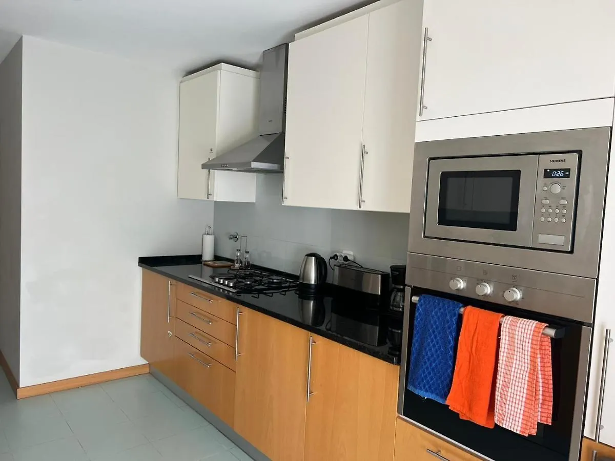 Luxurious 2 Bedroom Marina Village Apartment Olhao