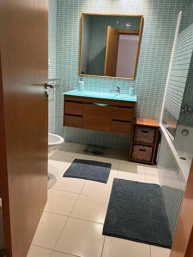 Luxurious 2 Bedroom Marina Village Apartment Olhao