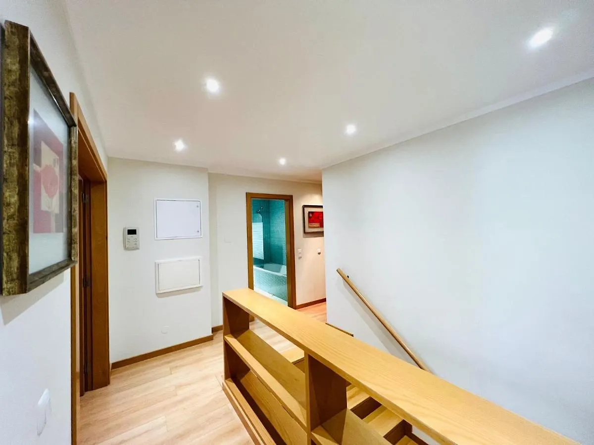 Luxurious 2 Bedroom Marina Village Apartment Olhao